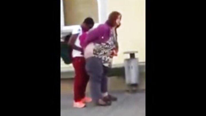 Мащехата не е очаквала да получи пълнене с сперма от доведения си син.